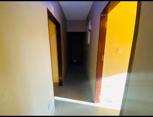 3 BEDROOM FLAT TO LET IN KENVILLE